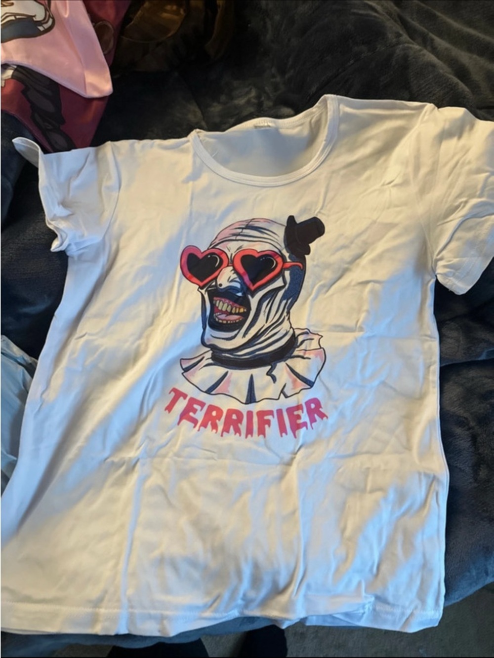 White 'Terrifier' Graphic Tee - Heart Sunglasses Clown
